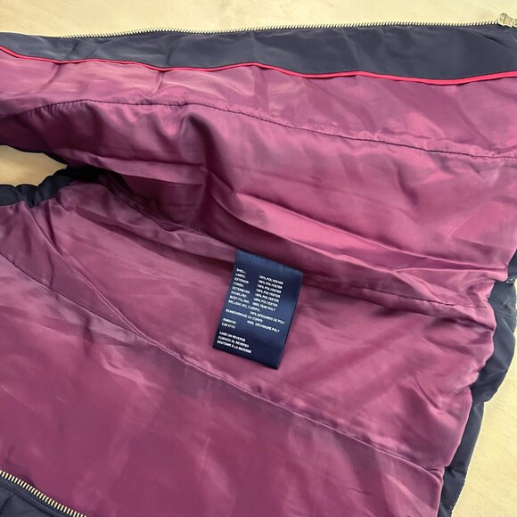 Tommy Hilfiger‎ Women's Black Puffer Vest S Pristine Condition Wine Interior - Picture 4 of 8